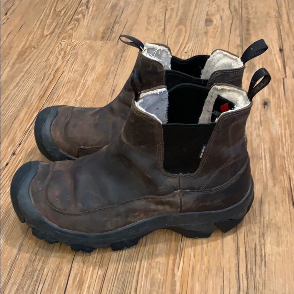 Keen Insulated Pull-On Boots Size 11